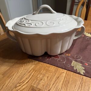 Celebrating Home Double Bean Pot